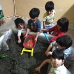 آمادگی برای نوشتن/ بازی در استخر شن/ کلاس  صمیمت سال 1402